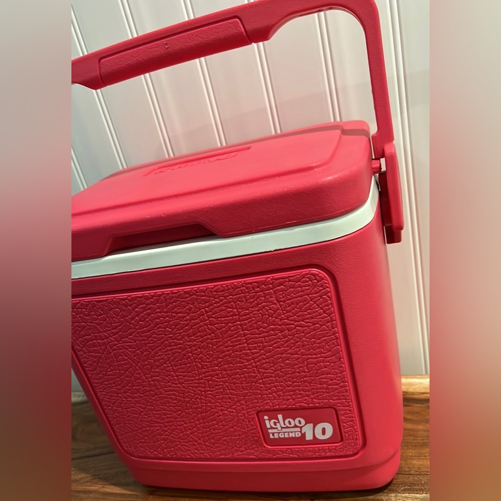 Rare✨Vintage-Igloo Legend 10 Pink Cooler Like New
